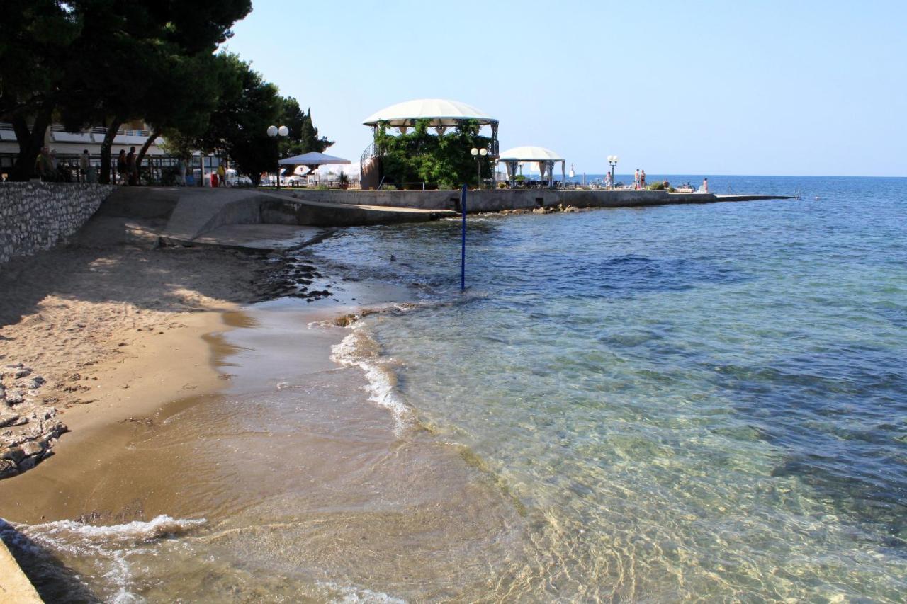 Apartments With A Parking Space Umag - 7109 Exterior photo